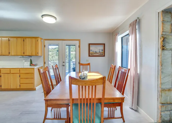Dom wakacyjny Eagar Vacation W/ Spacious Deck! Springerville